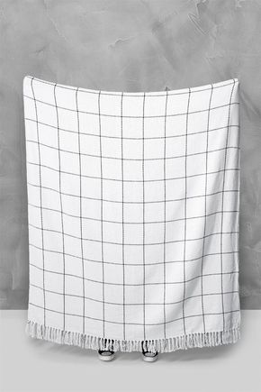 Manta-grid-preto-e-branco