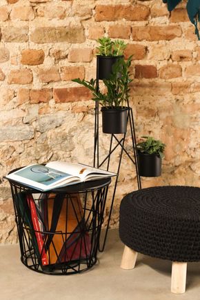 Mesa-de-apoio-cesto-preto