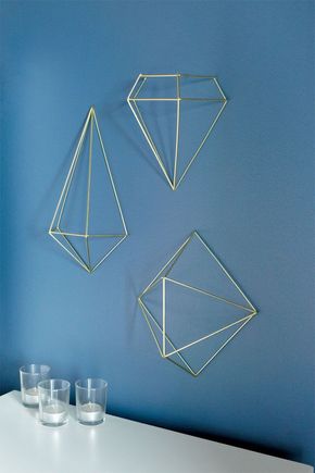 Prisma-decorativo-dourado