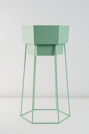 Vaso-com-tripe-hexagonal-verde-m