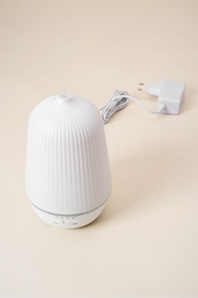 Aromatizador-e-umidificador-luminaria