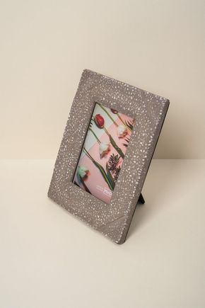 Porta-retrato-terrazzo-cinza-claro
