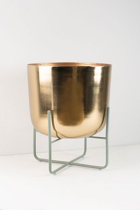 Vaso-de-chao-metal-dourado