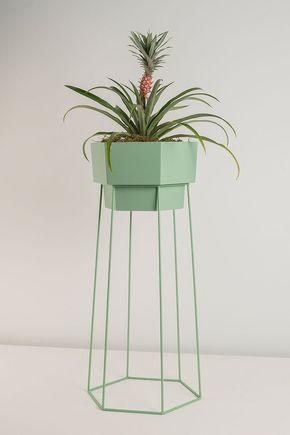 Vaso-com-tripe-hexagonal-verde-g