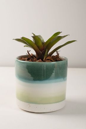 Vaso-ceramica-tons-de-verde