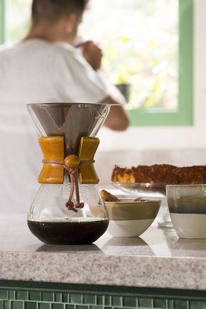 Passador-de-cafe-ampulheta
