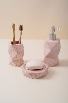 Set-de-banheiro-ceramica-coral
