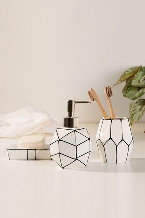 Conjunto-geometrico-de-banheiro