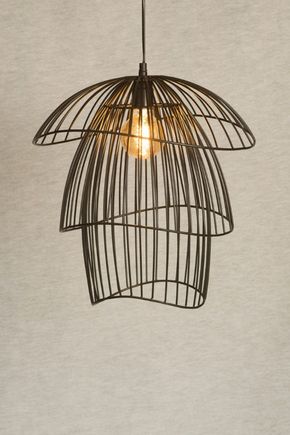Luminaria-pendente-de-metal-linhas