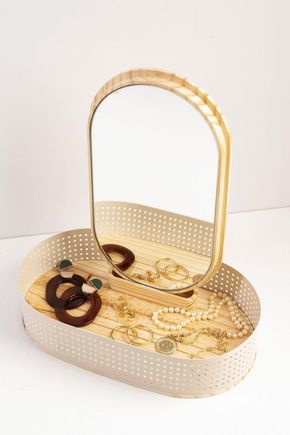 Porta-bijoux-e-maquiagem-areia