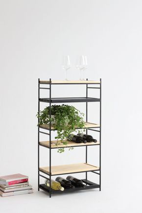 Adega-estante-preto-e-pinus