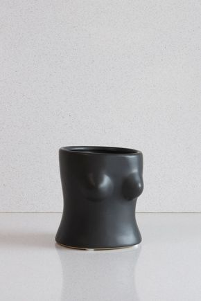 Vaso-busto-preto