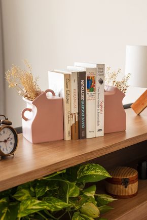 Porta-livros-vasinho-rose