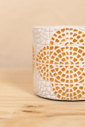 Vaso-ladrilho-amarelo-p