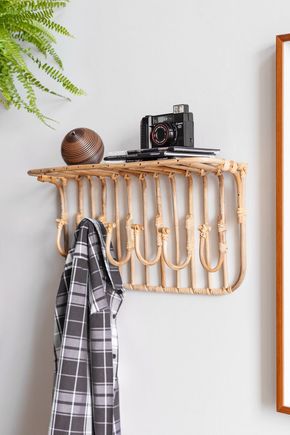 Prateleira-rattan