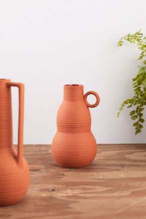 Vaso-cachepot-ceramica-alto-com-alca
