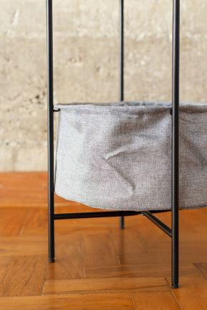 Mesa-lateral-com-bolso